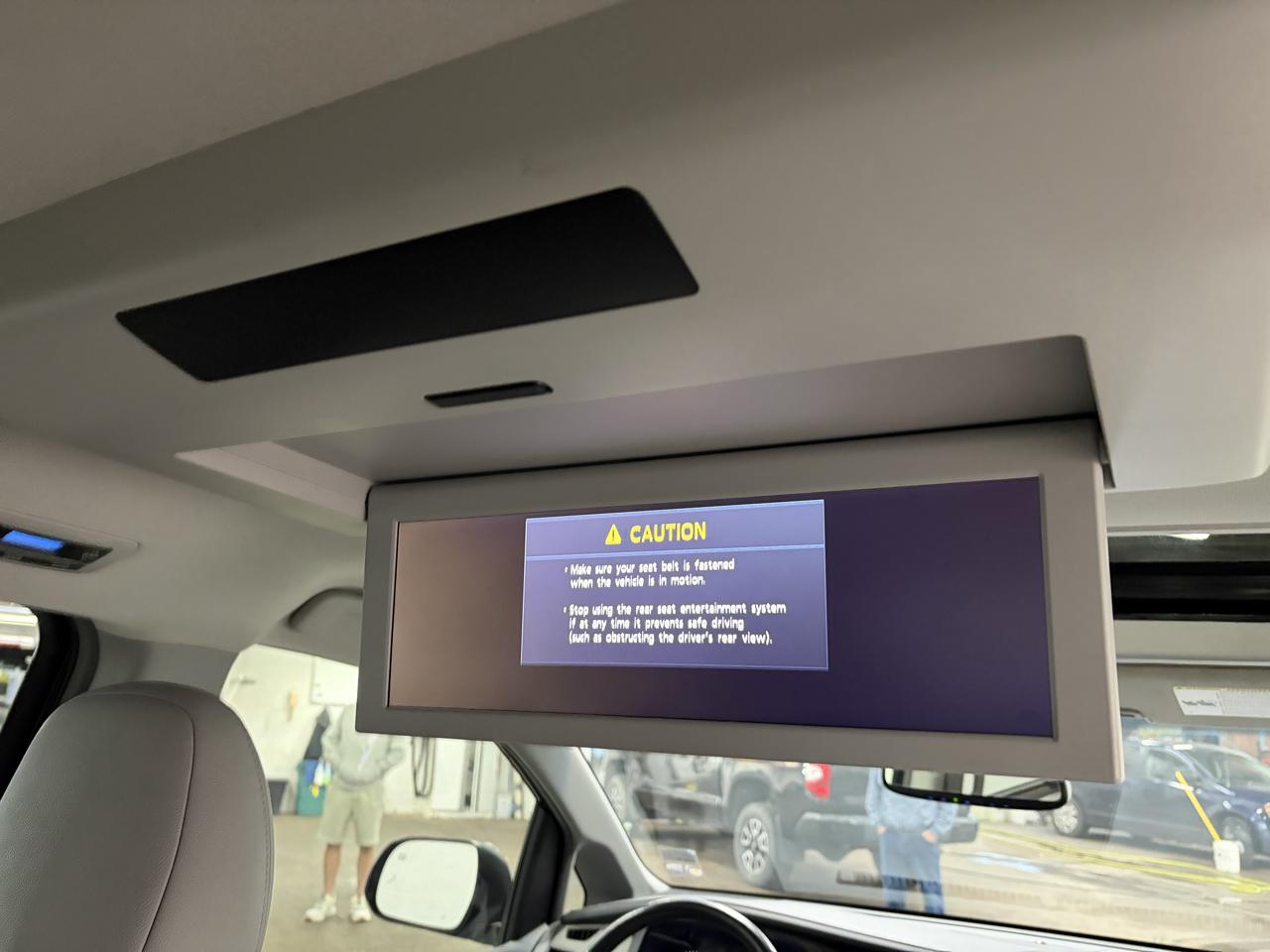 Toyota Sienna 5dr 8-Pass Van XLE Premium FWD (Natl) 2015