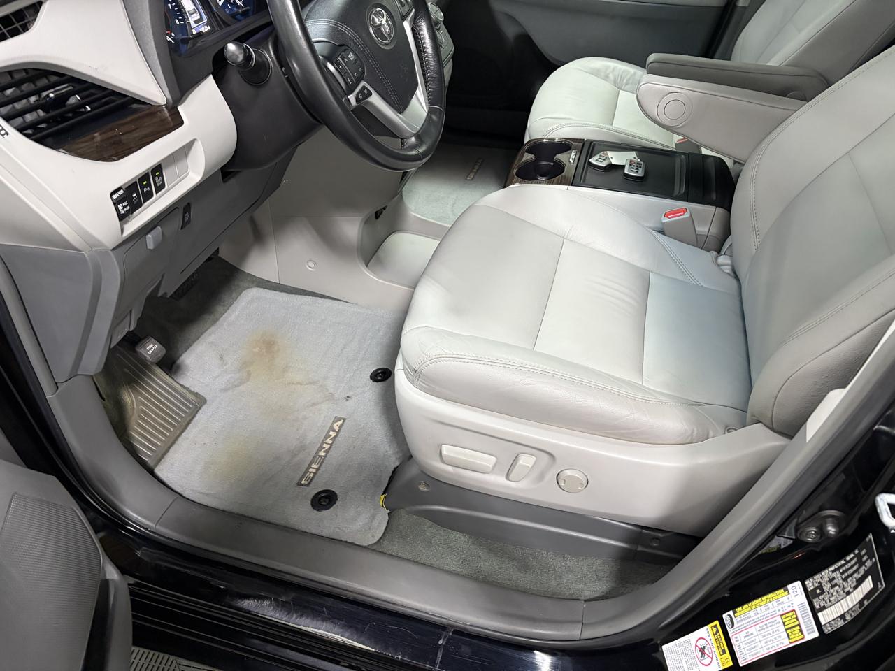 Toyota Sienna 5dr 8-Pass Van XLE Premium FWD (Natl) 2015