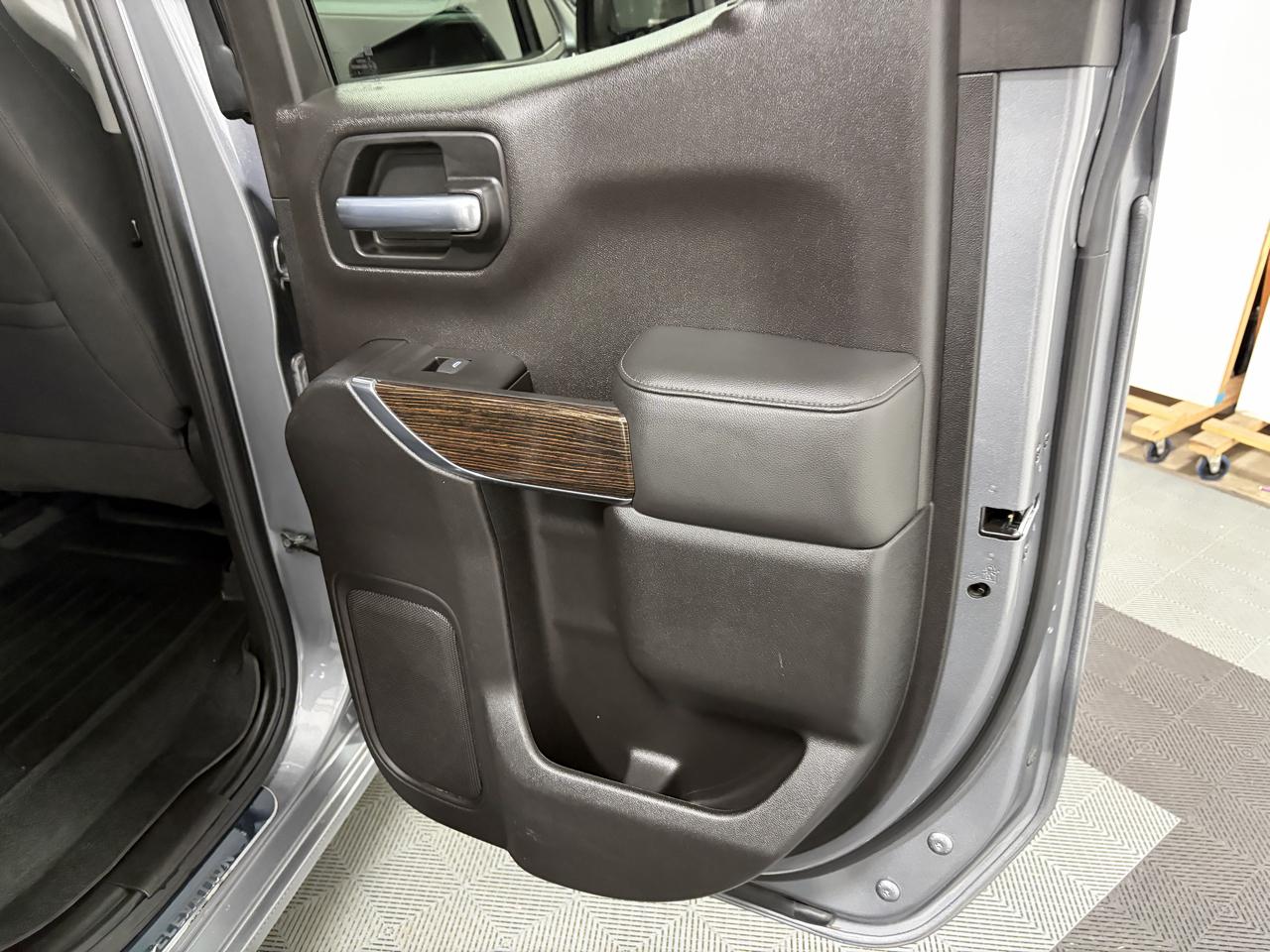 GMC Sierra 1500 4WD Double Cab 147" Elevation 2020
