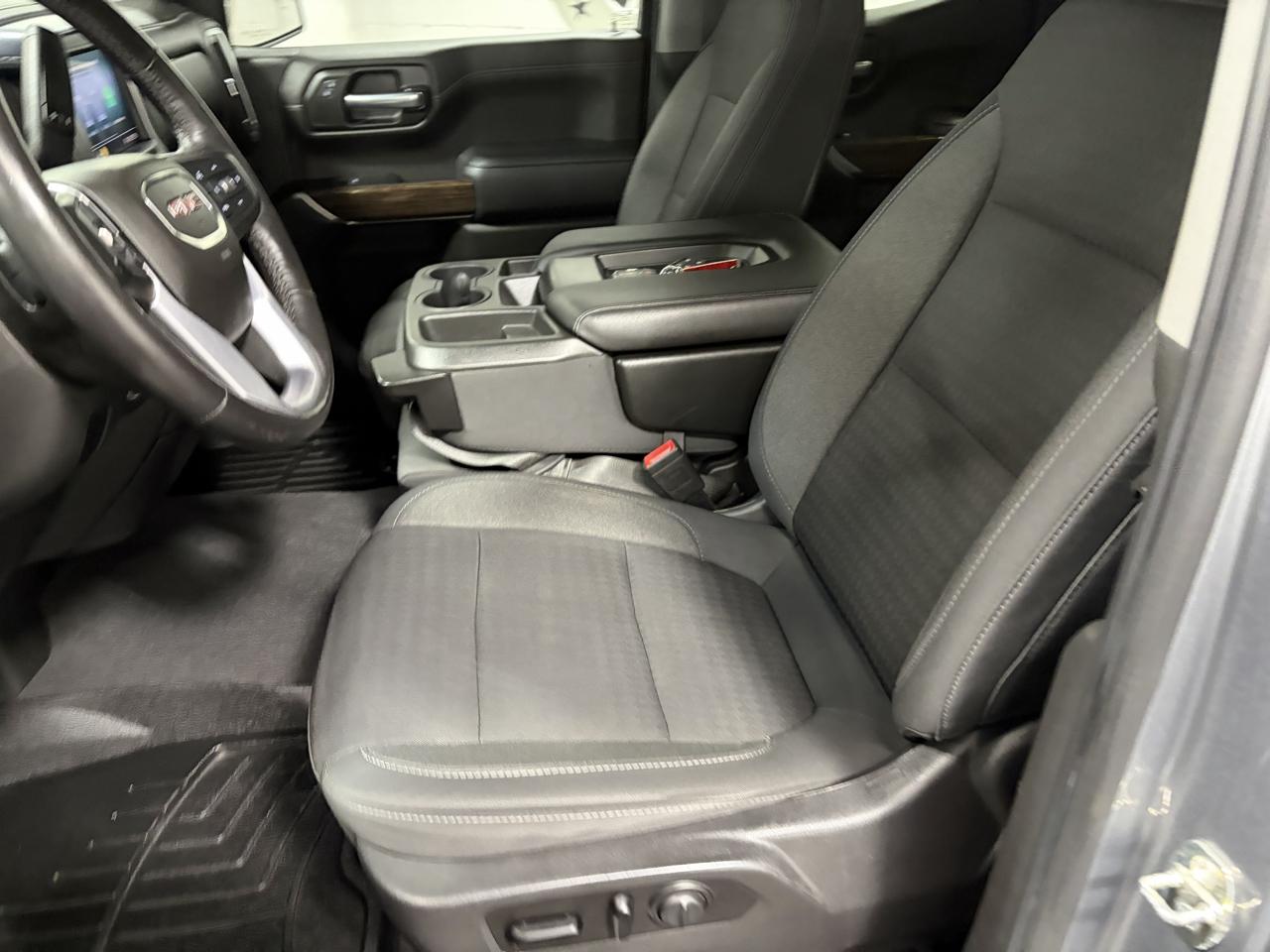 GMC Sierra 1500 4WD Double Cab 147" Elevation 2020