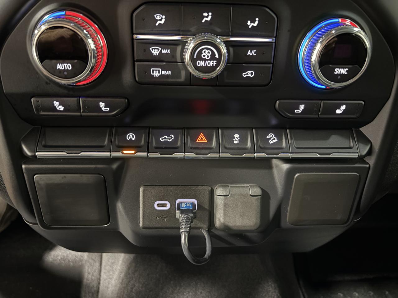 GMC Sierra 1500 4WD Double Cab 147" Elevation 2020