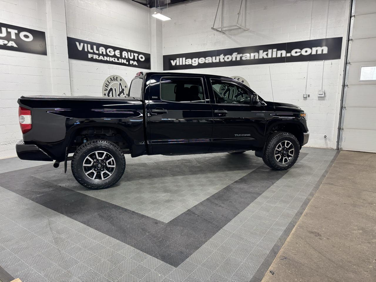 Toyota Tundra 4WD  2019