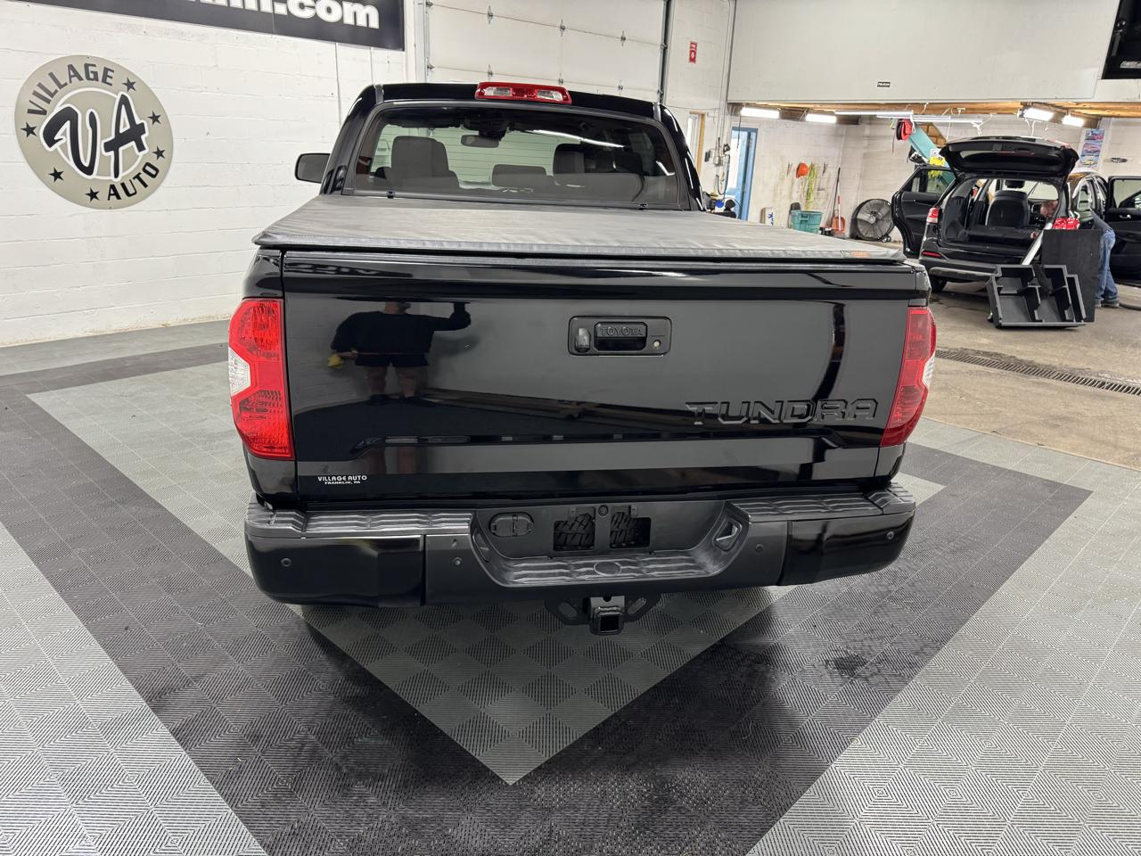 Toyota Tundra 4WD  2019