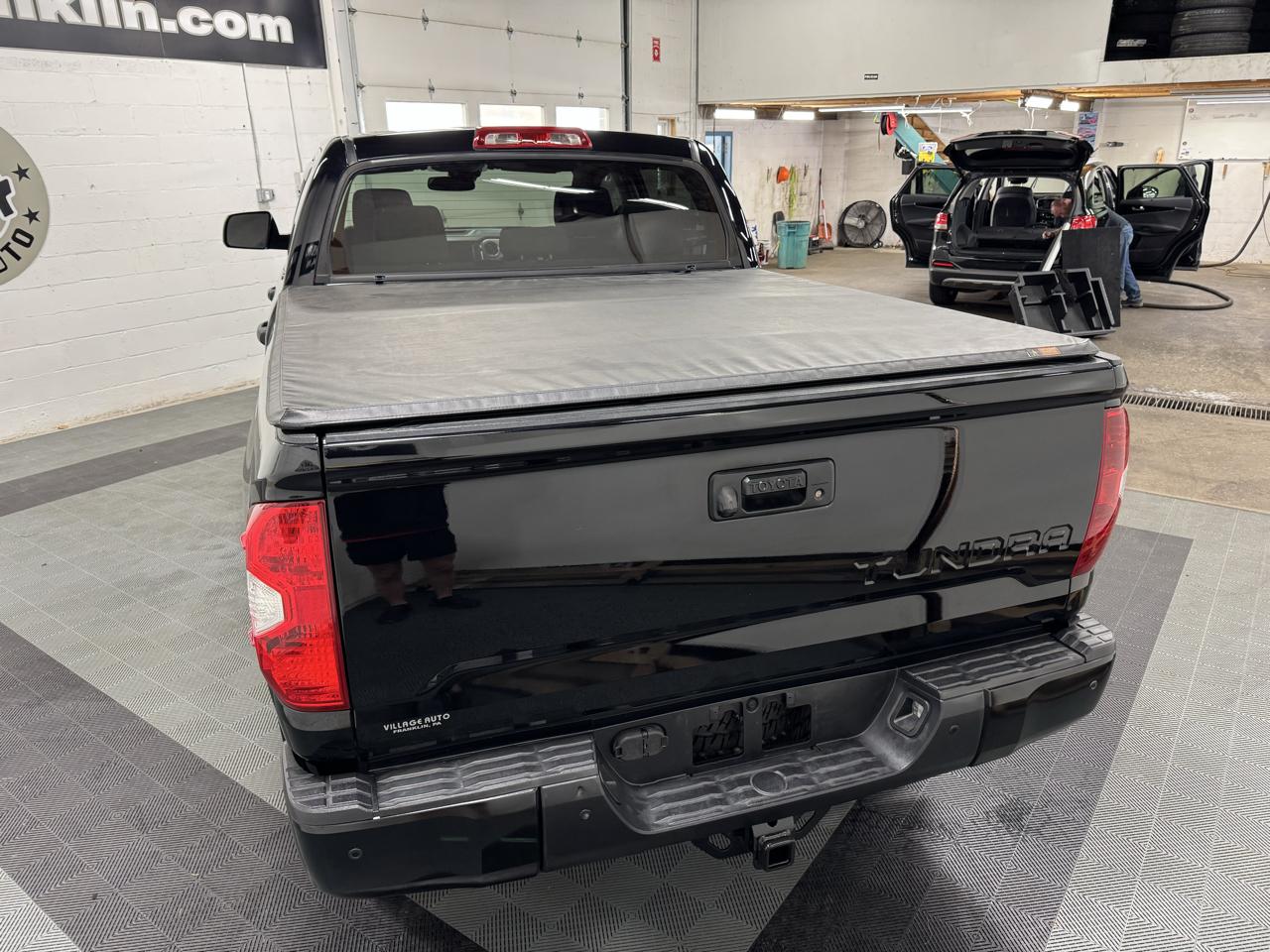 Toyota Tundra 4WD  2019