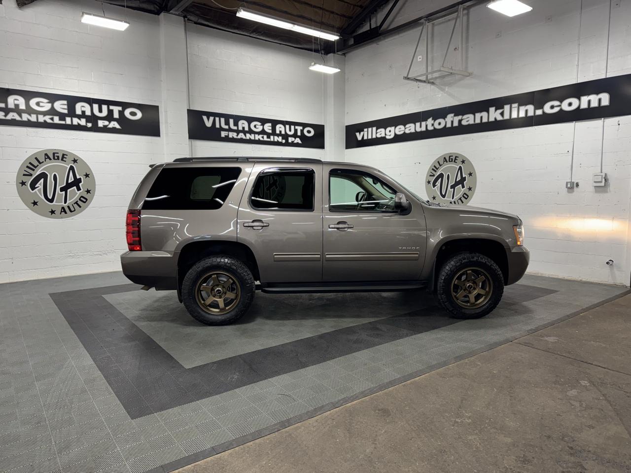 Chevrolet Tahoe 4WD 4dr 1500 LT 2011