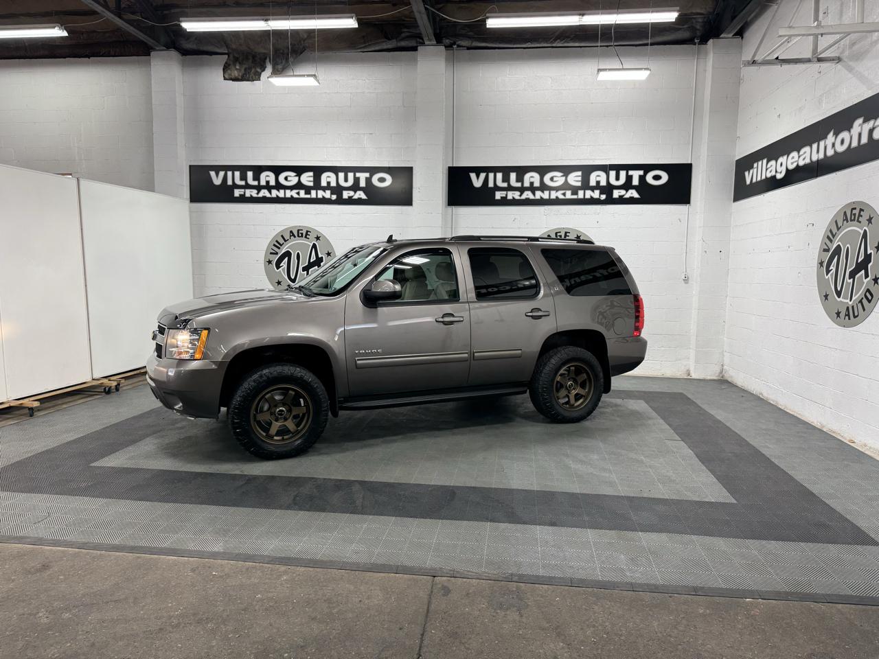 Chevrolet Tahoe 4WD 4dr 1500 LT 2011
