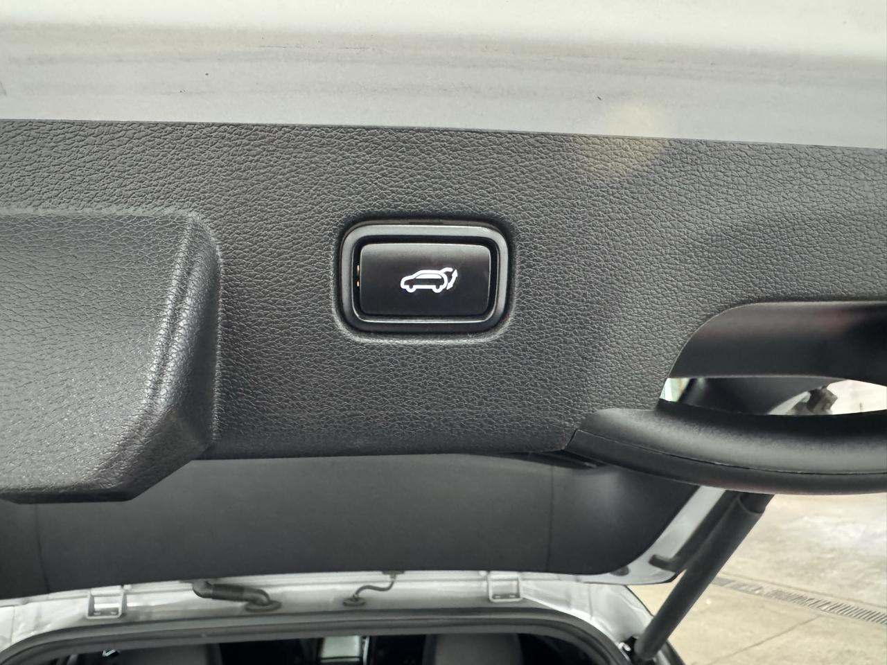 Kia Sportage X-Pro Prestige AWD 2024