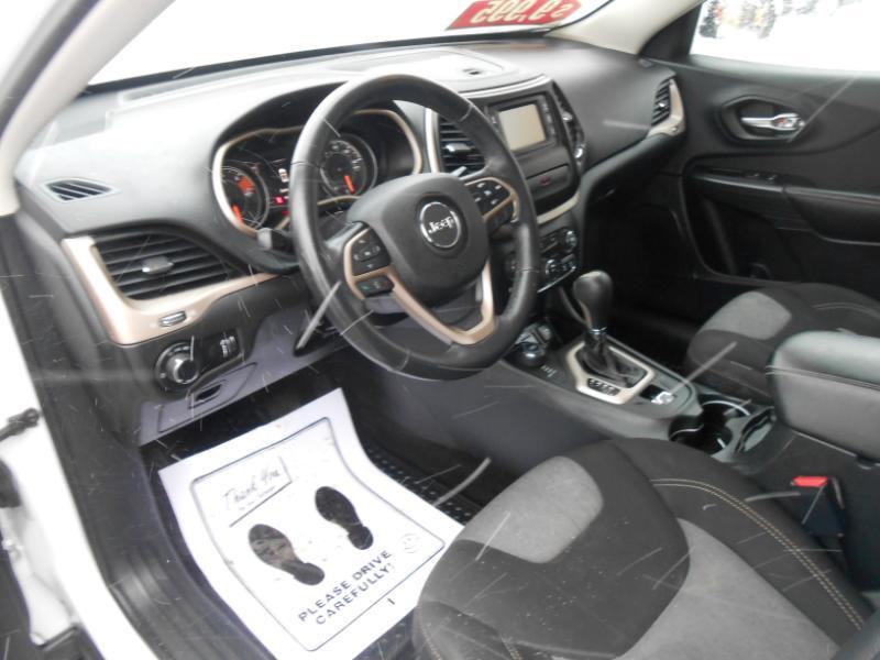 Jeep Cherokee Sport 4WD 2016