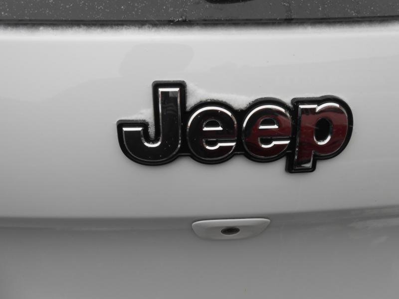 Jeep Cherokee Sport 4WD 2016