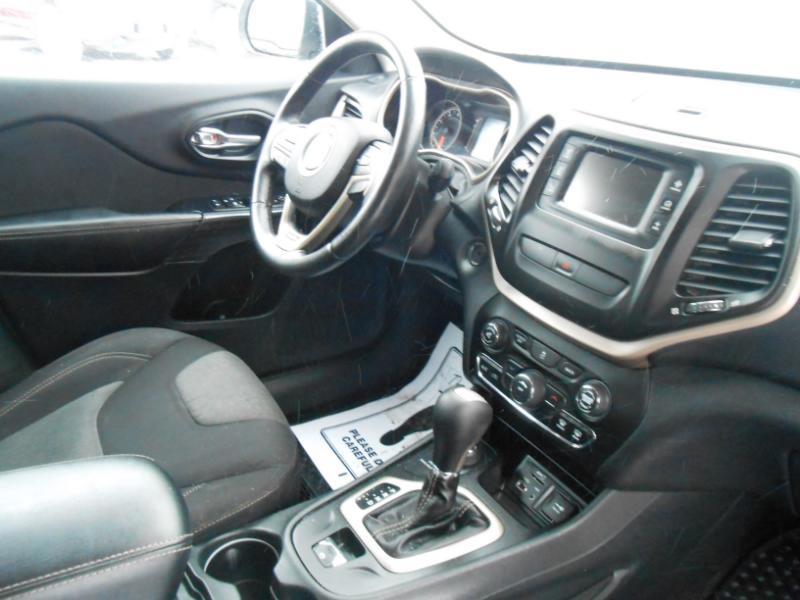 Jeep Cherokee Sport 4WD 2016