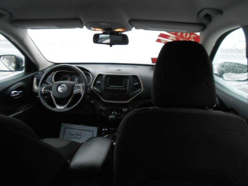 Jeep Cherokee Sport 4WD 2016