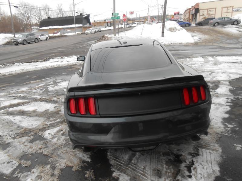Ford Mustang EcoBoost Coupe 2015