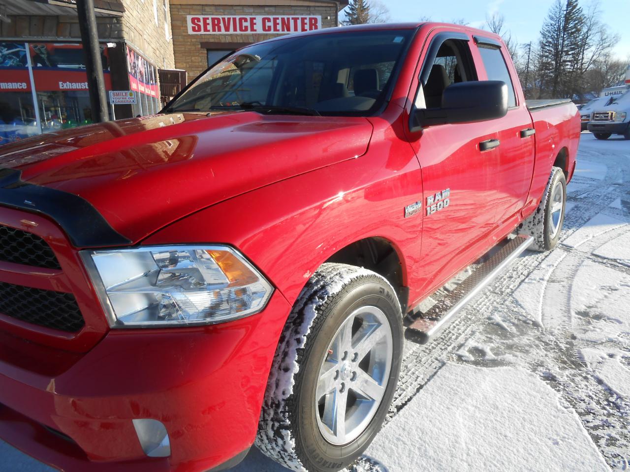 RAM 1500 Tradesman Quad Cab 4WD 2017