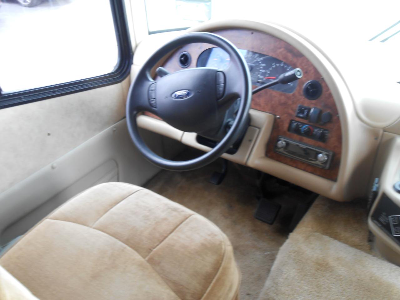 Ford RV Super Duty  2004