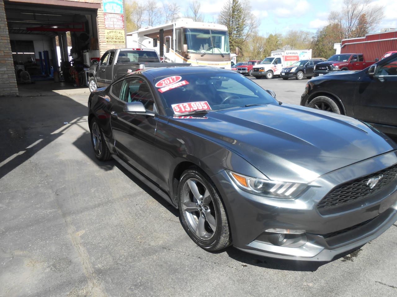 Ford Mustang EcoBoost Coupe 2017
