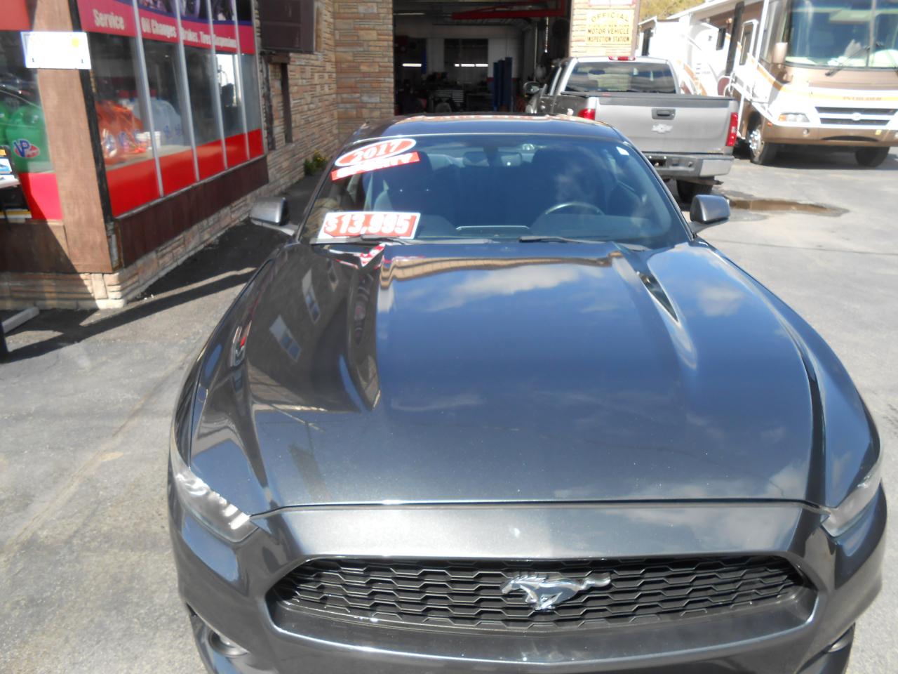 Ford Mustang EcoBoost Coupe 2017