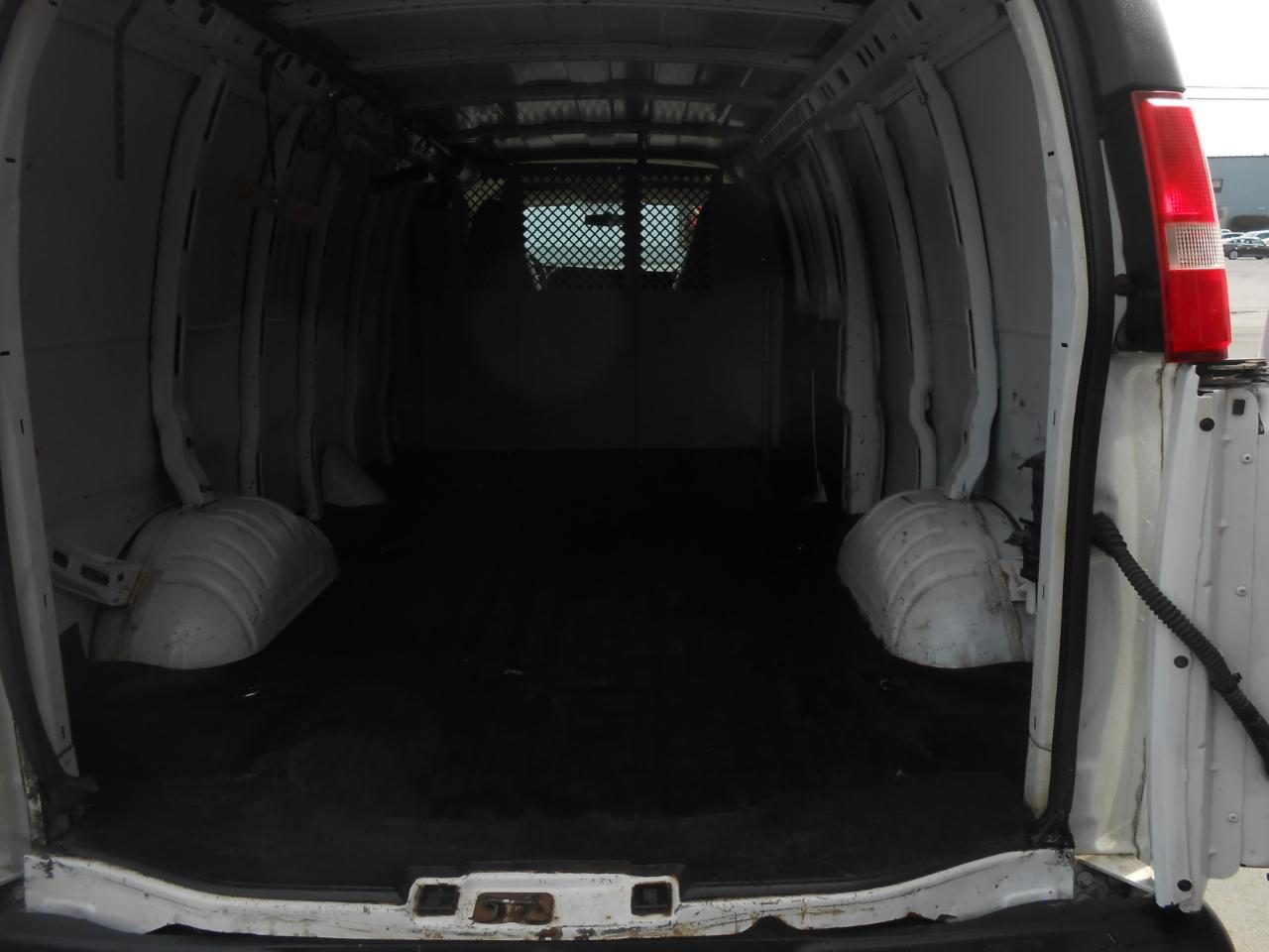GMC Savana G2500 Extended Cargo 2016