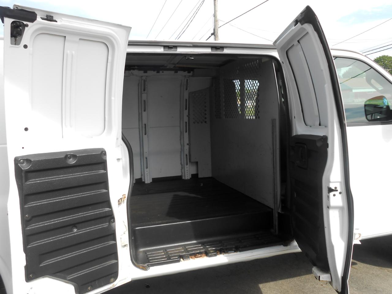 GMC Savana G2500 Extended Cargo 2016