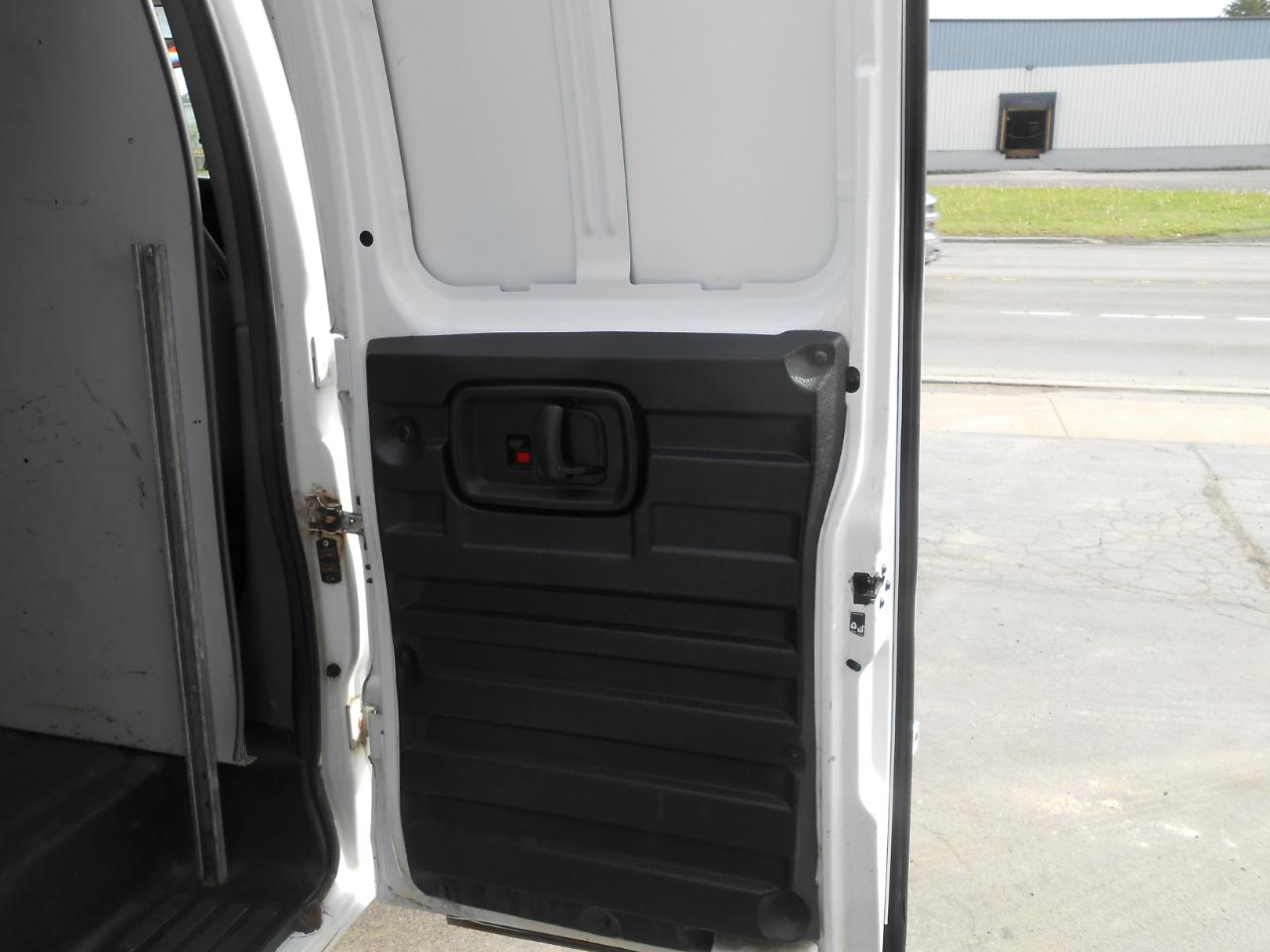 GMC Savana G2500 Extended Cargo 2016