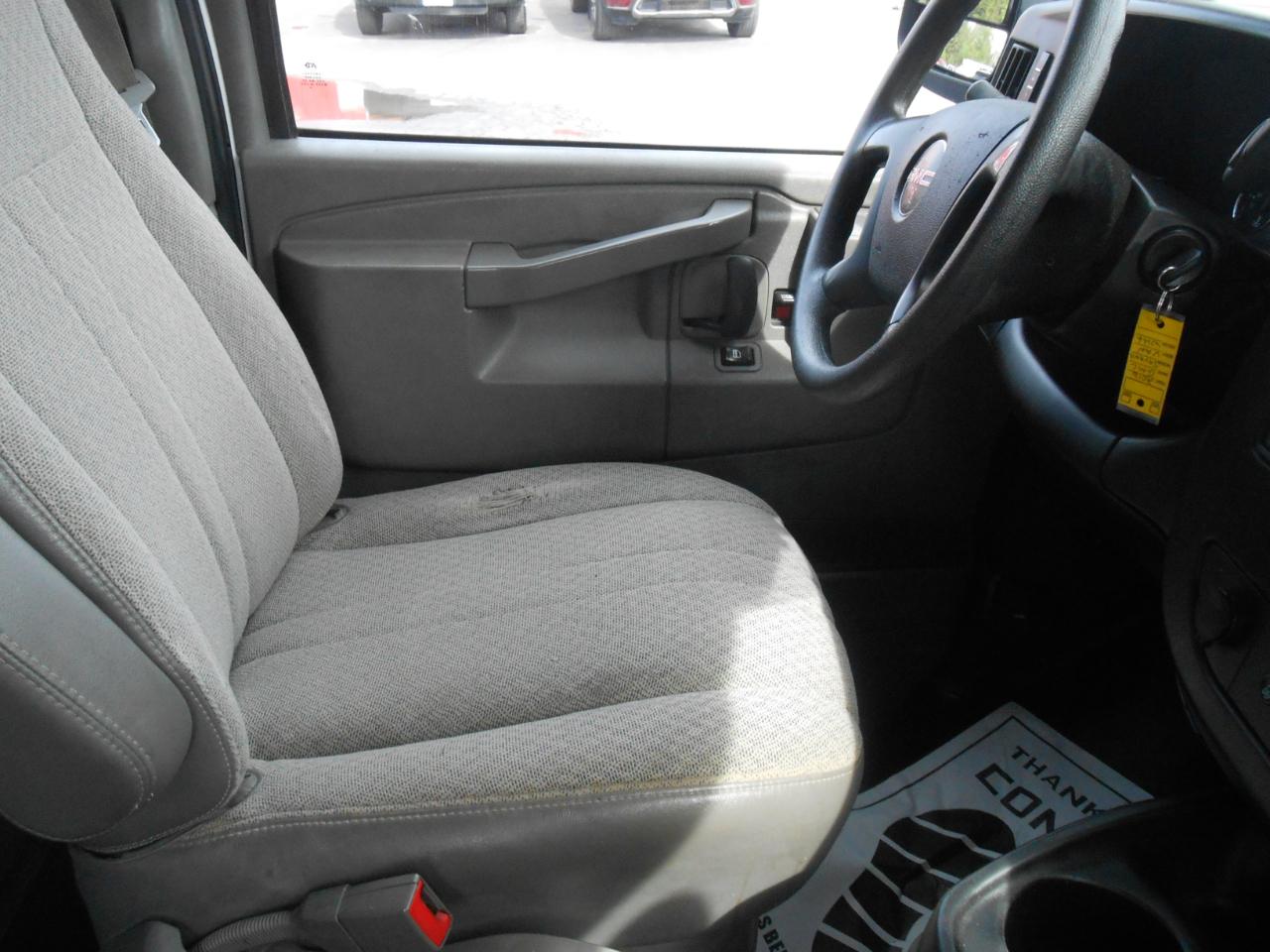 GMC Savana G2500 Extended Cargo 2016