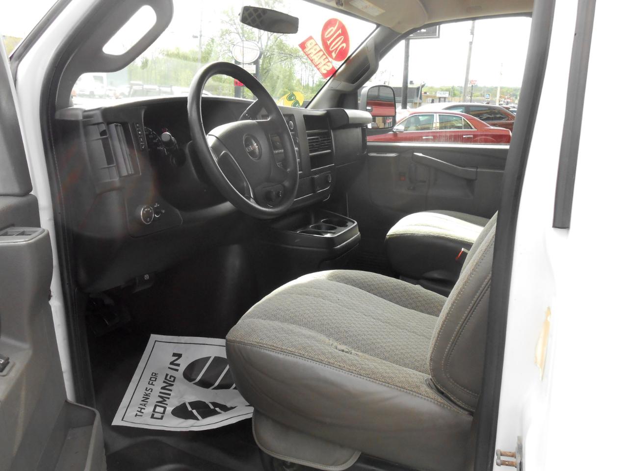 GMC Savana G2500 Extended Cargo 2016