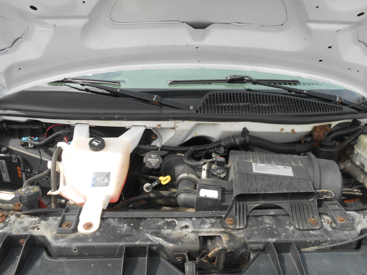 GMC Savana G2500 Extended Cargo 2016