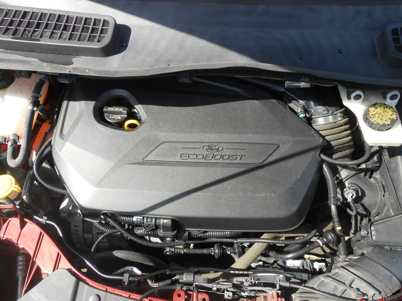 Ford Escape Titanium 4WD 2014