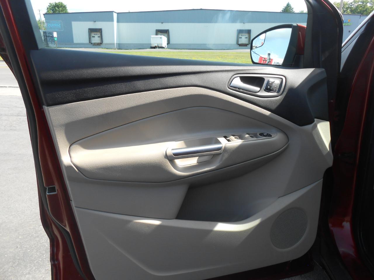 Ford Escape Titanium 4WD 2014