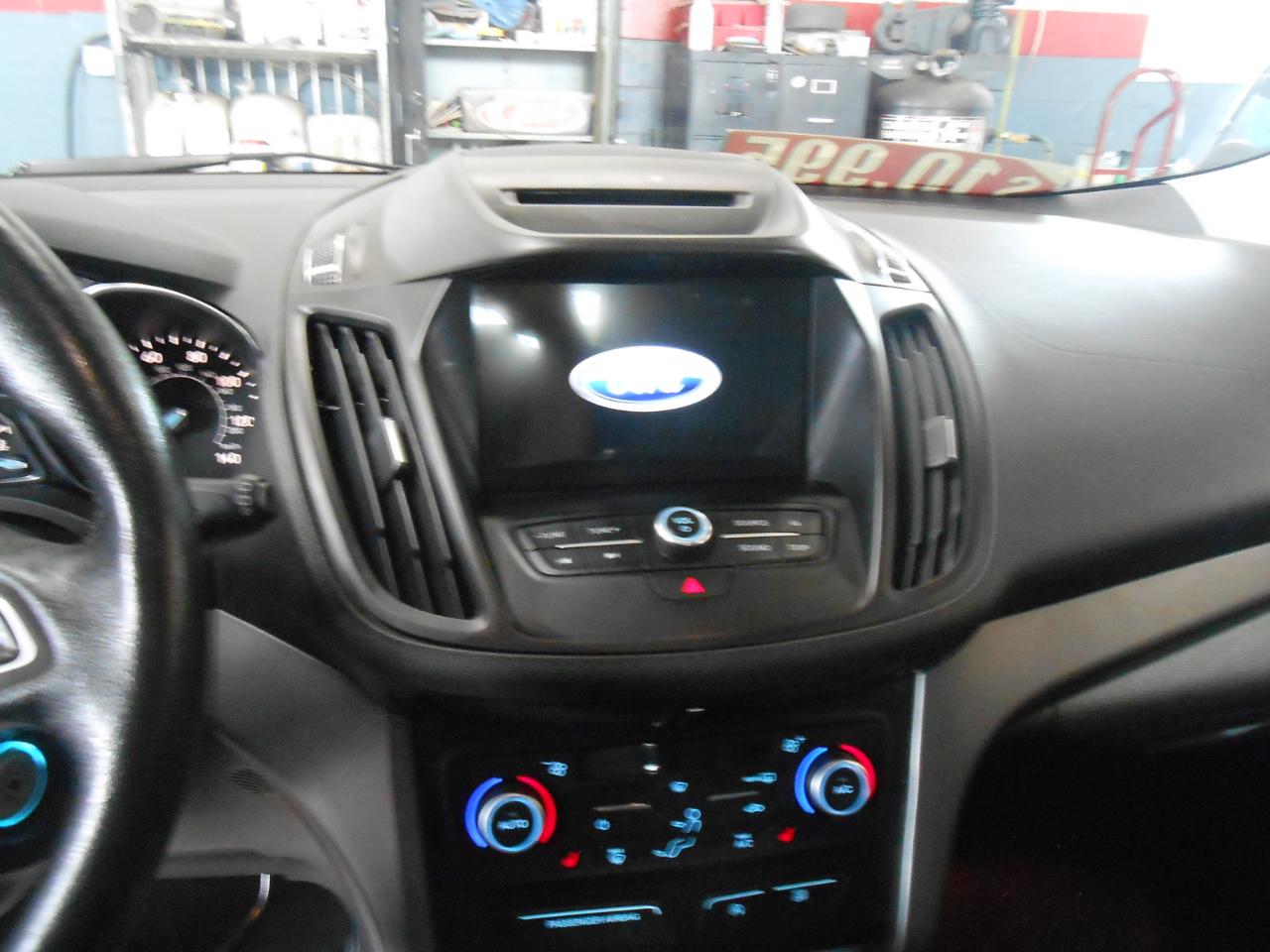 Ford Escape SEL 4WD 2018