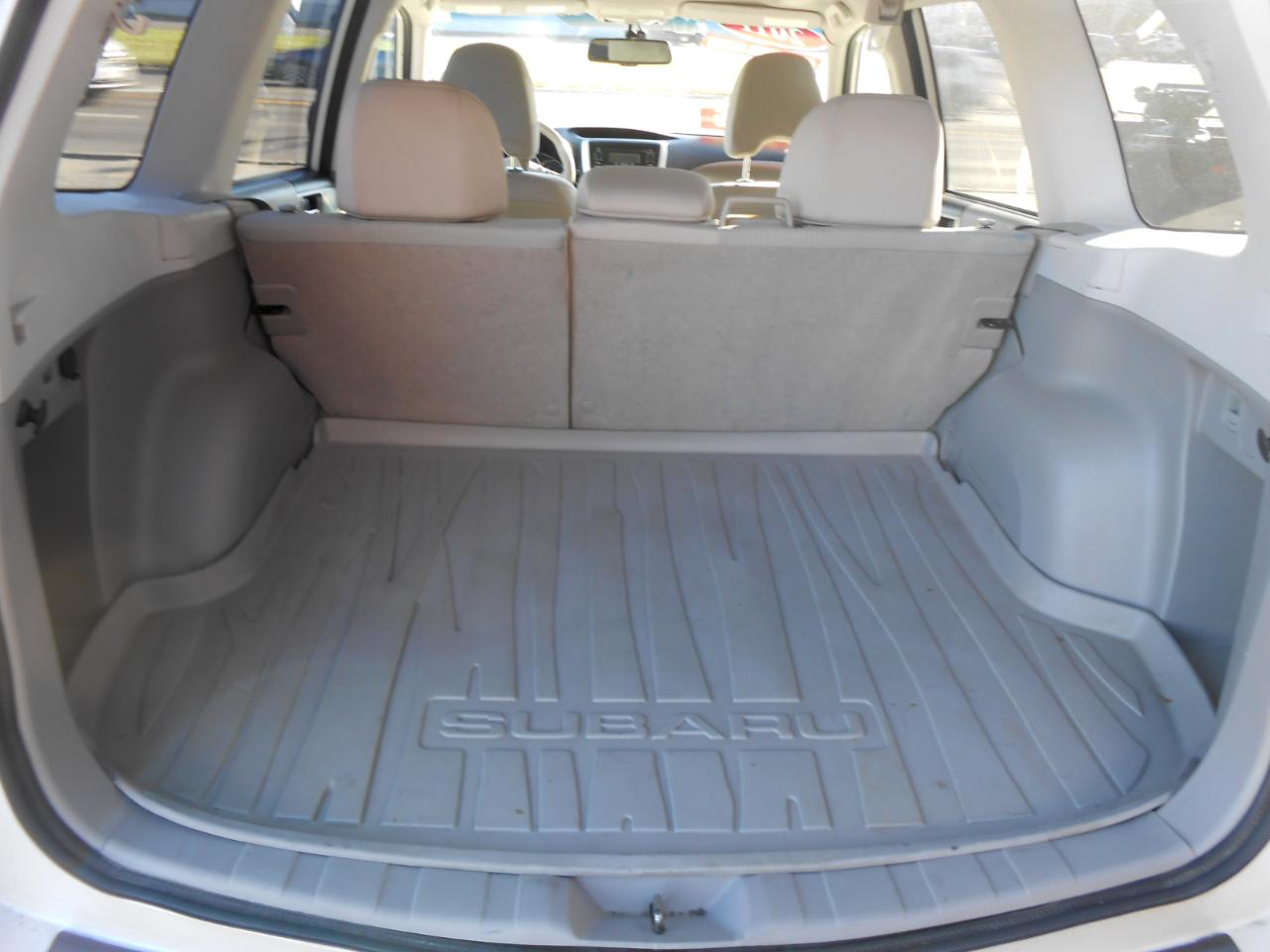 Subaru Forester 2.5X Premium 2011