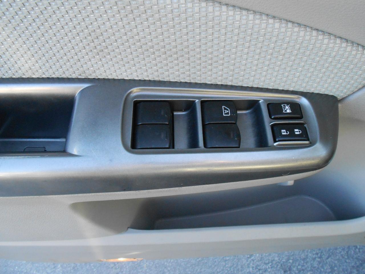 Subaru Forester 2.5X Premium 2011