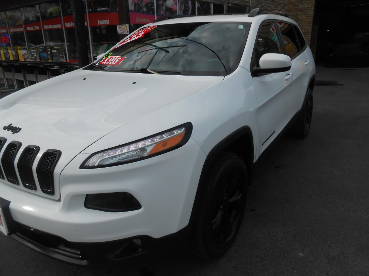 Jeep Cherokee 4WD 4dr Latitude Altitude 2015