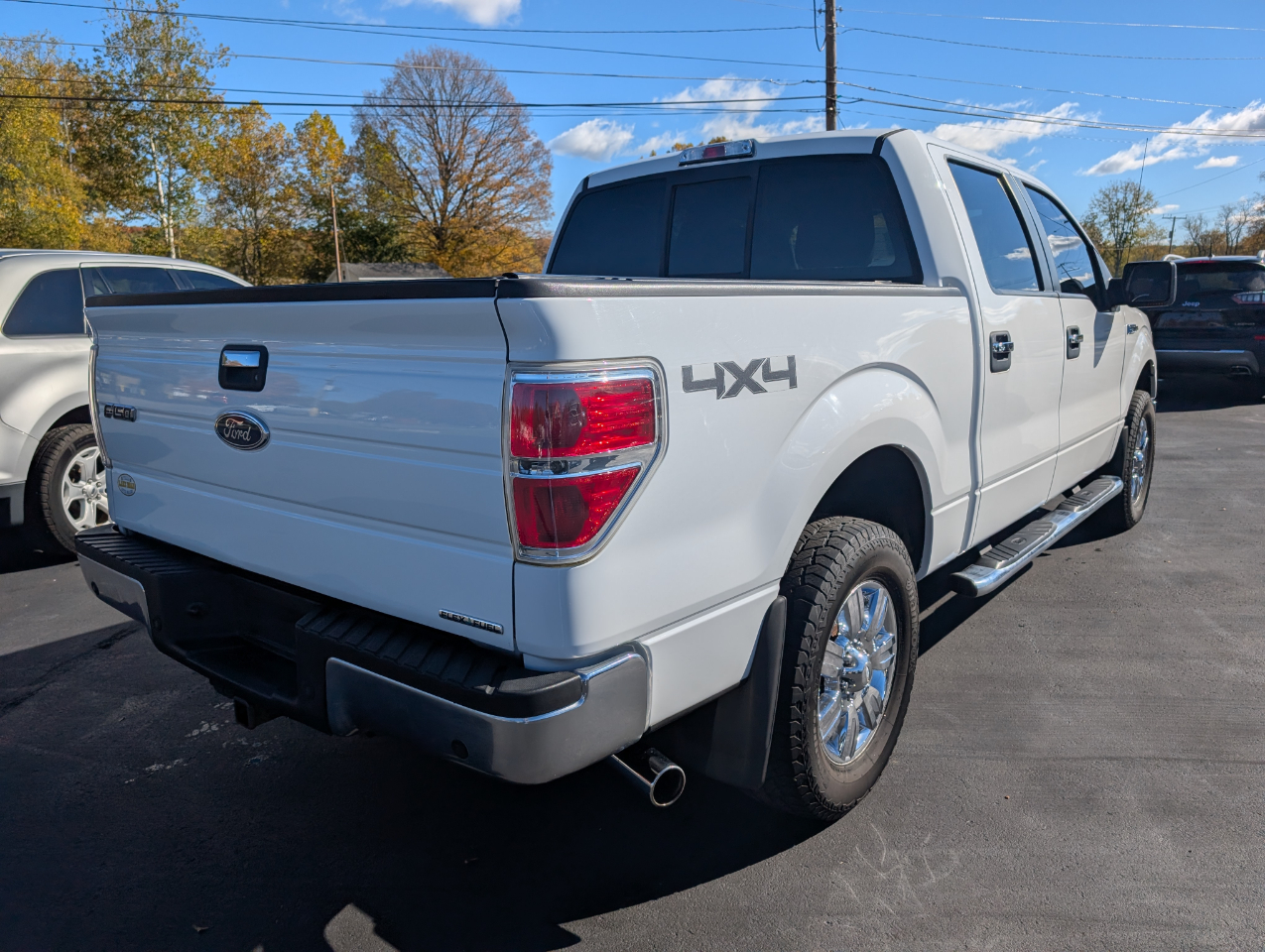 Ford F-150 4WD SuperCrew 145" XLT 2011
