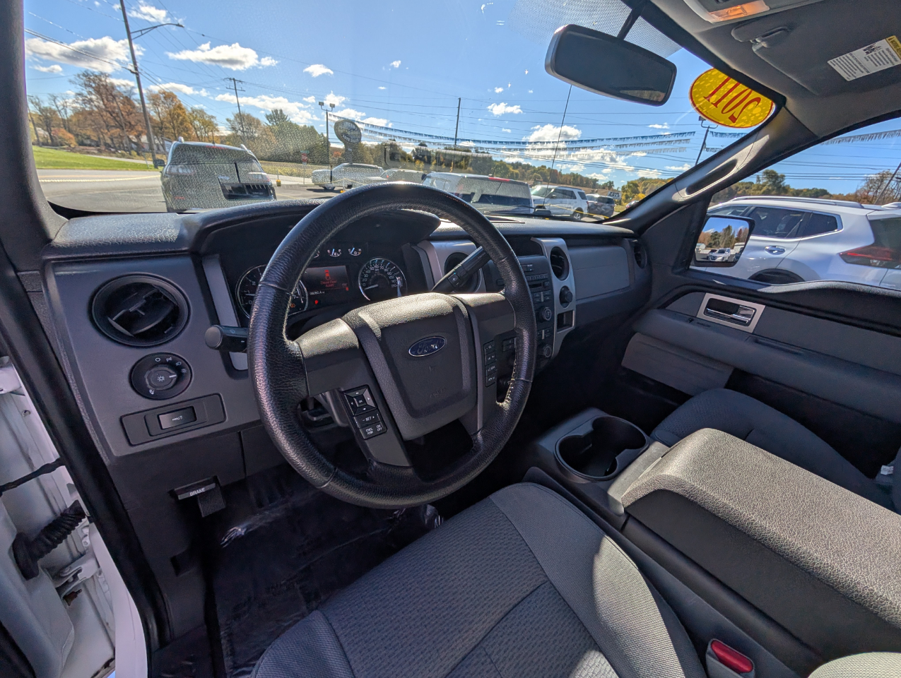 Ford F-150 4WD SuperCrew 145" XLT 2011