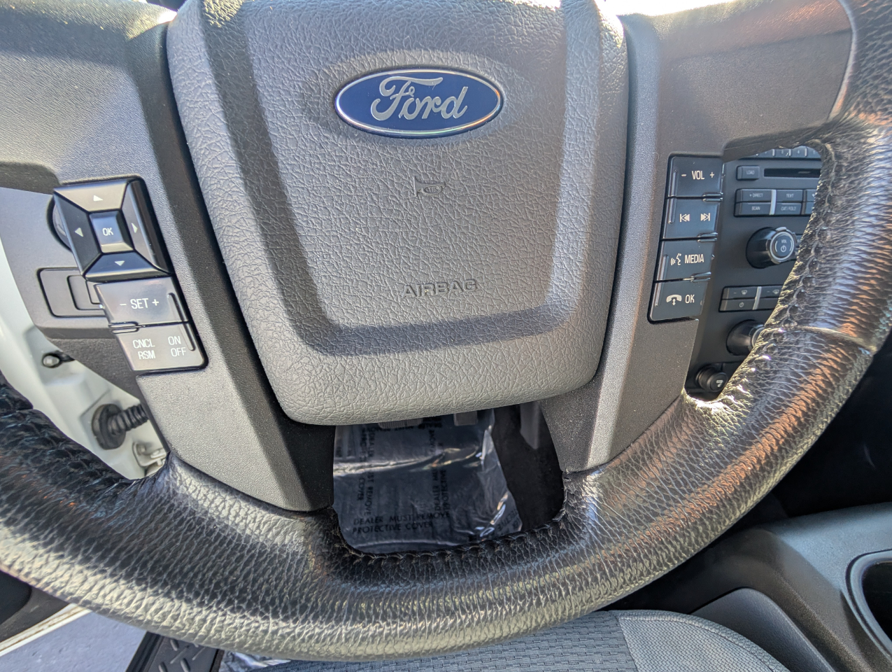 Ford F-150 4WD SuperCrew 145" XLT 2011