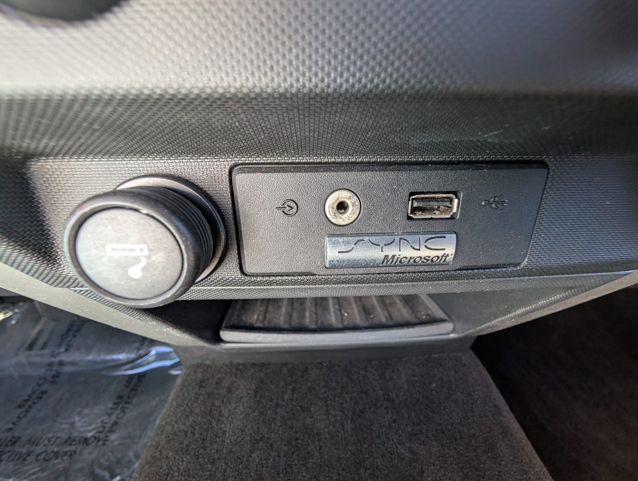 Ford F-150 4WD SuperCrew 145" XLT 2011