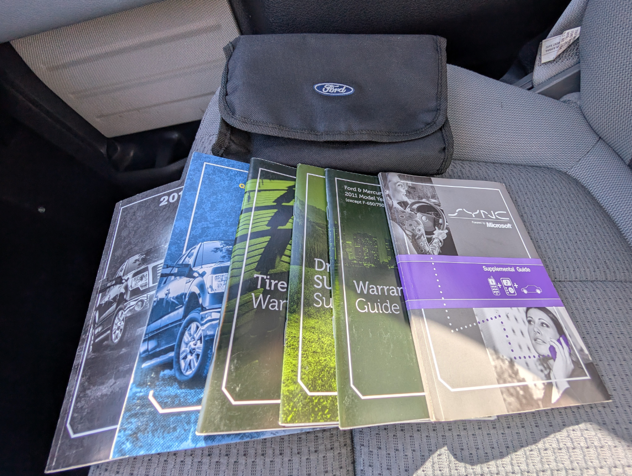 Ford F-150 4WD SuperCrew 145" XLT 2011