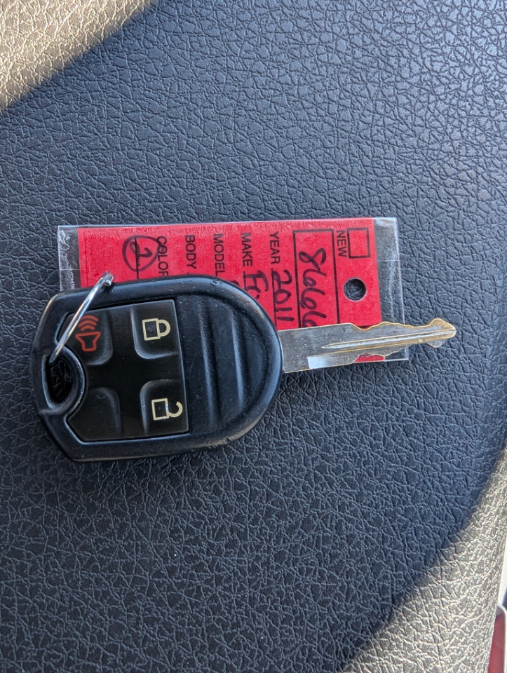 Ford F-150 4WD SuperCrew 145" XLT 2011