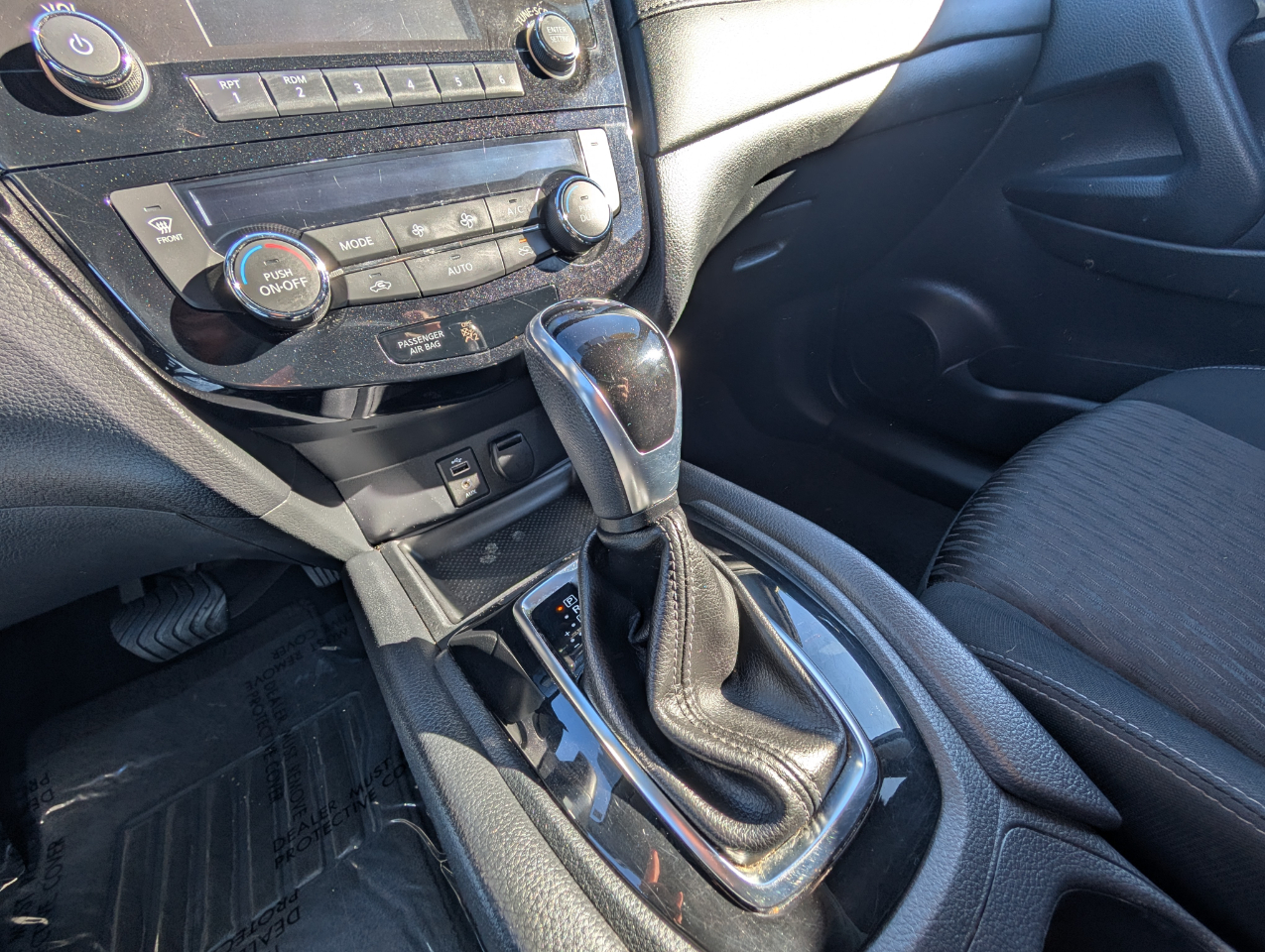 Nissan Rogue AWD SV 2017