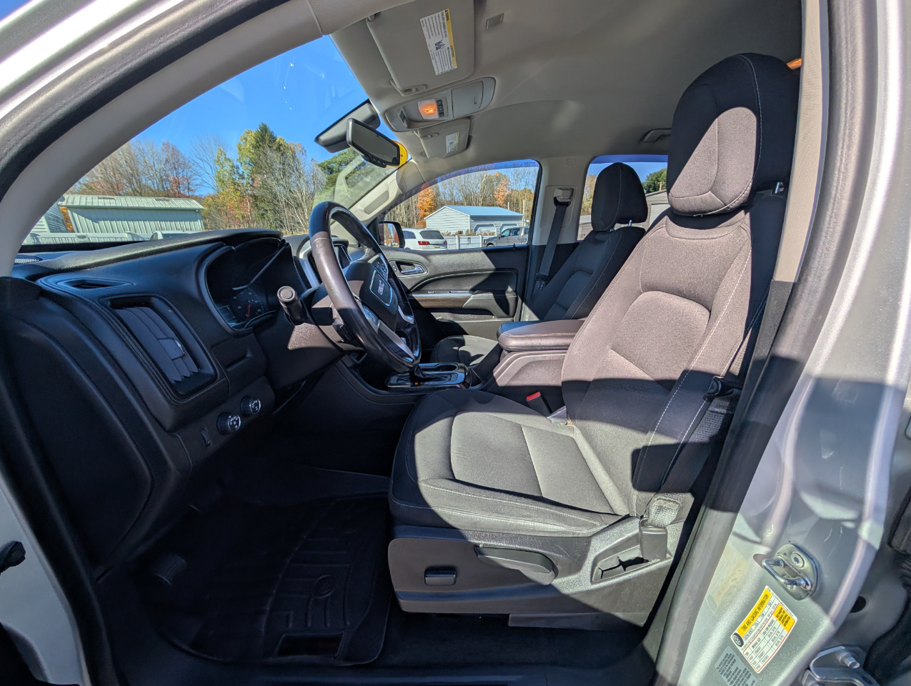 GMC Canyon 4WD Crew Cab 128.3" SLE 2017