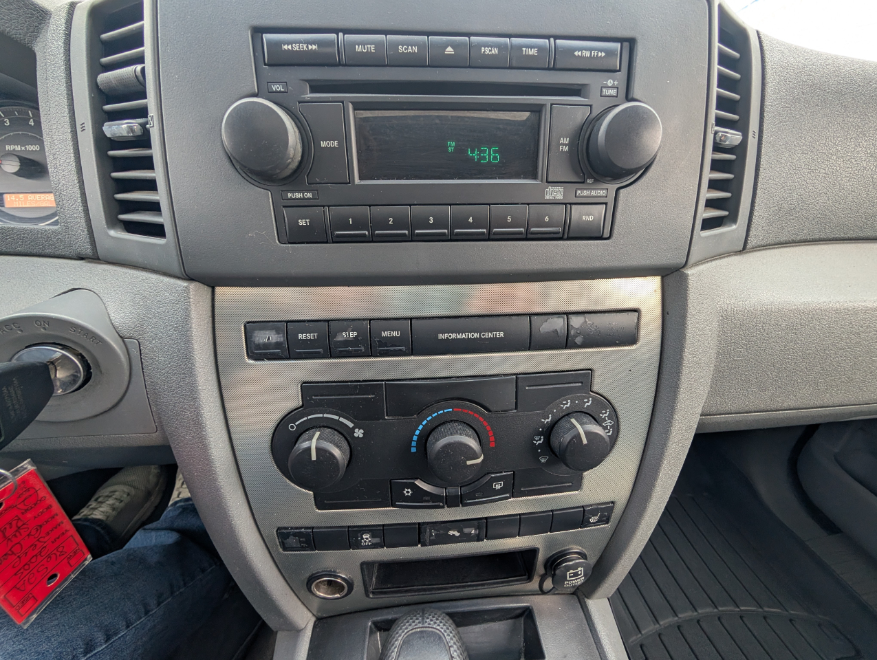 Jeep Grand Cherokee 4dr Laredo 4WD 2005