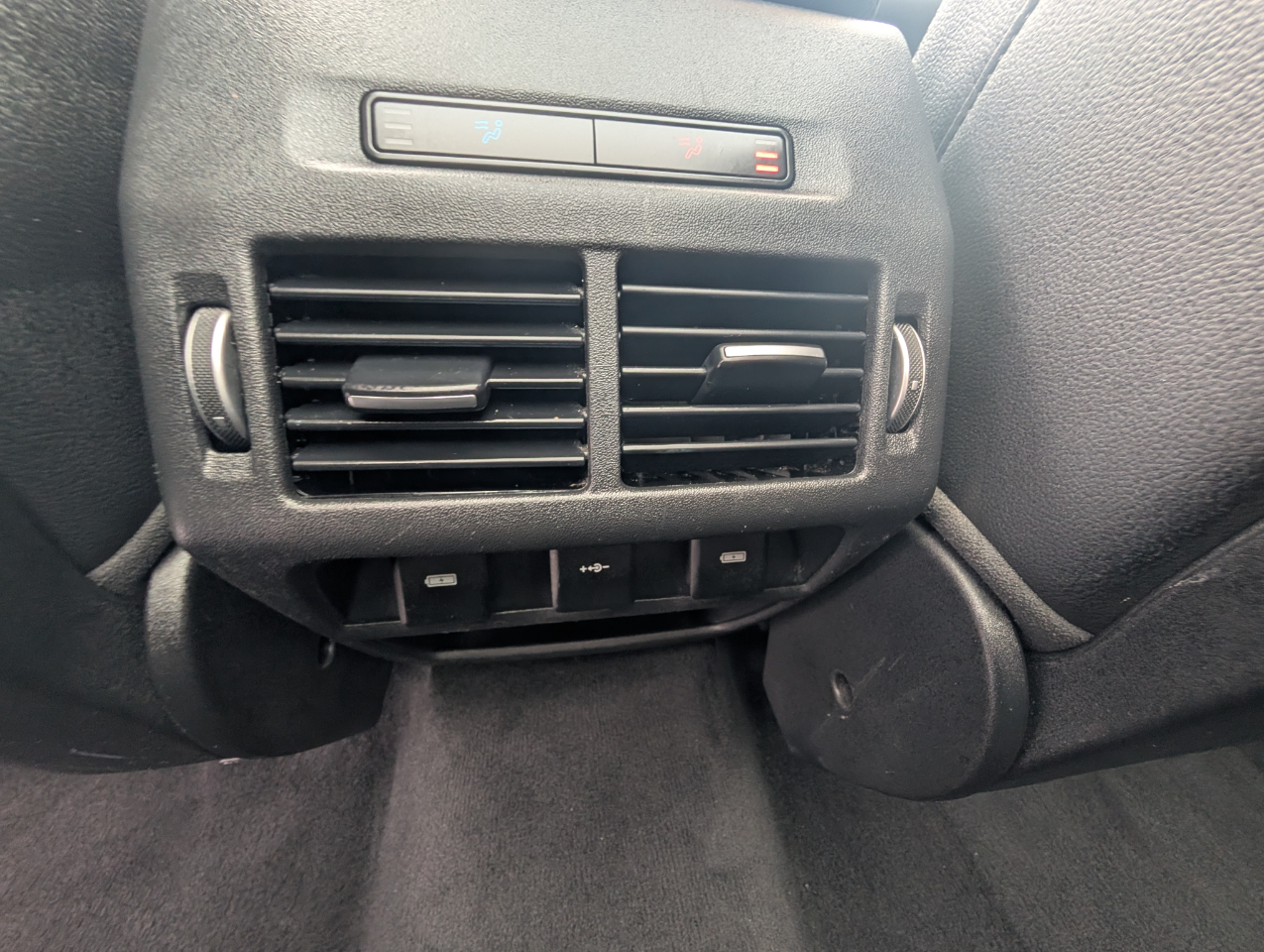 Land Rover Discovery Sport  2020