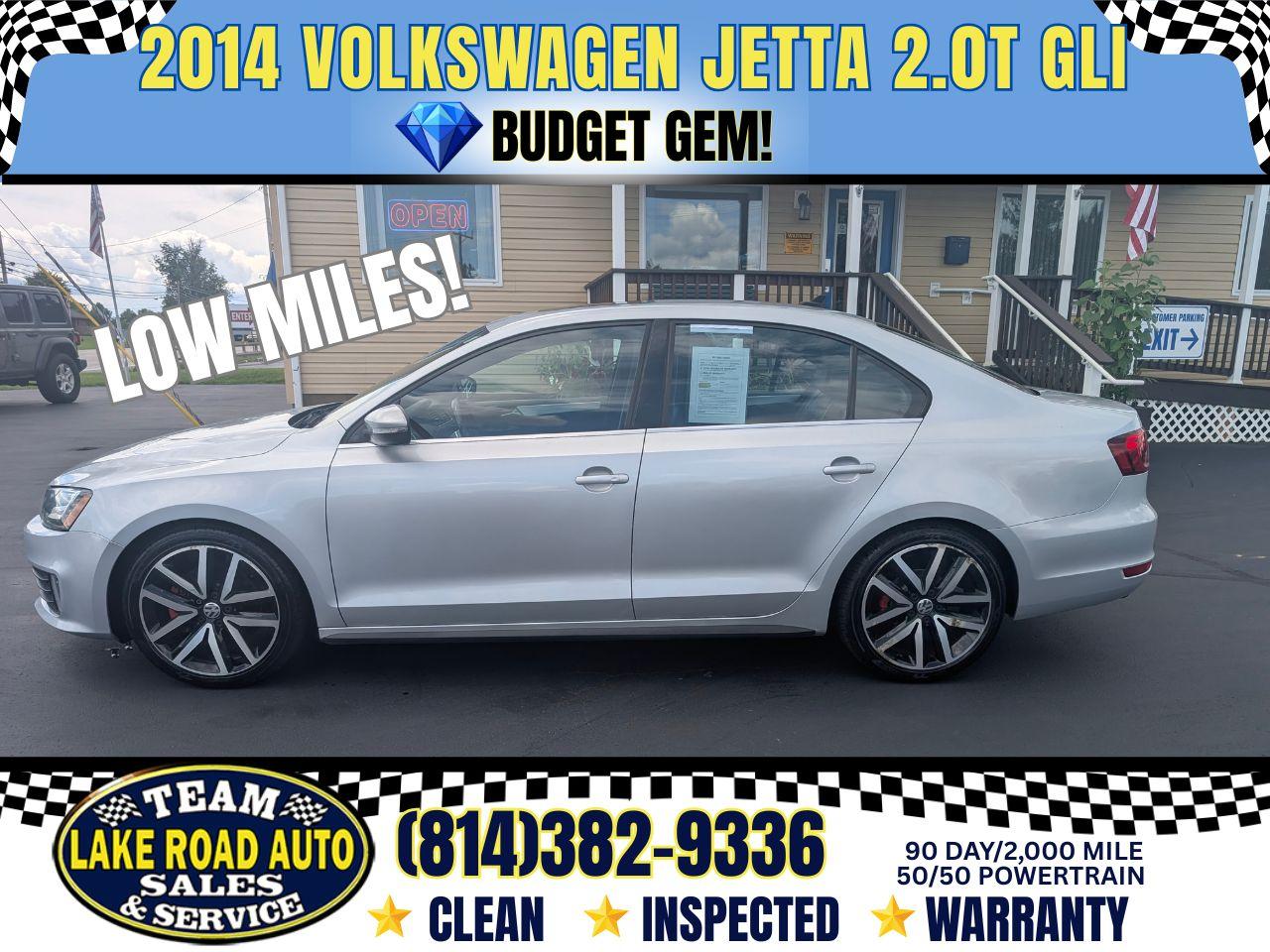  2014 Volkswagen Jetta GLI FWD   
