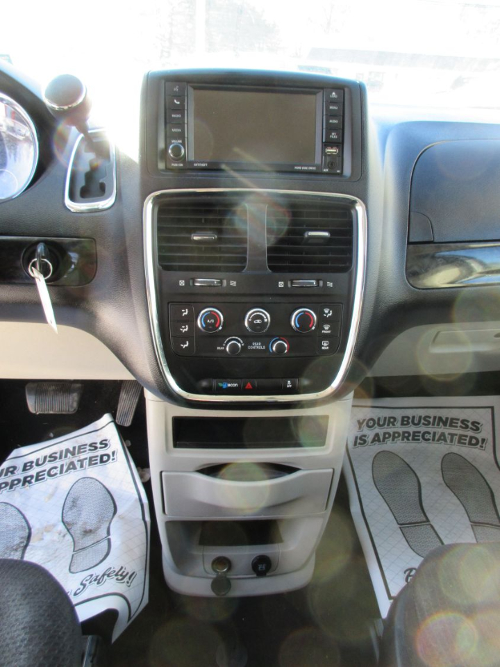 Dodge Grand Caravan SE 2017