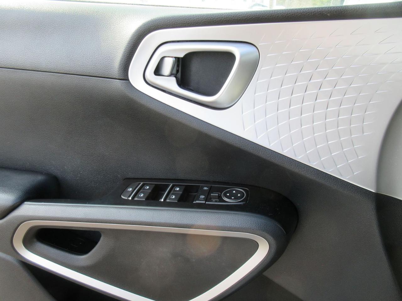 Kia Soul LX CVT 2020