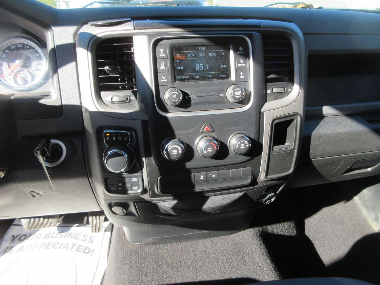 RAM 1500 Tradesman Quad Cab 4WD 2018
