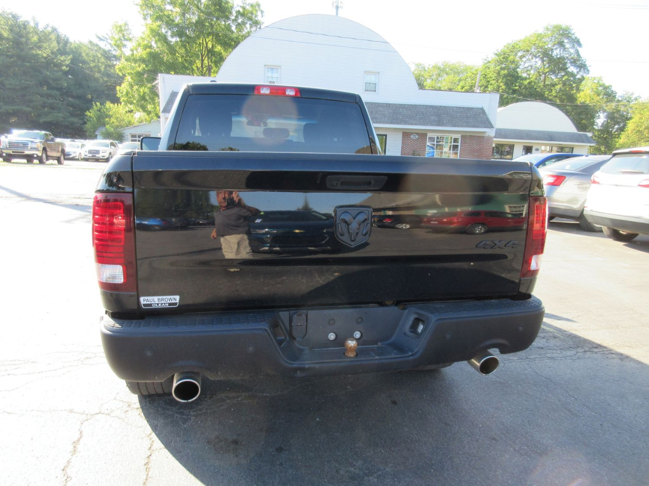 RAM 1500 Classic Tradesman Quad Cab 4WD 2021 RAM 1500 Classic Tradesman Quad Cab 4WD 2021