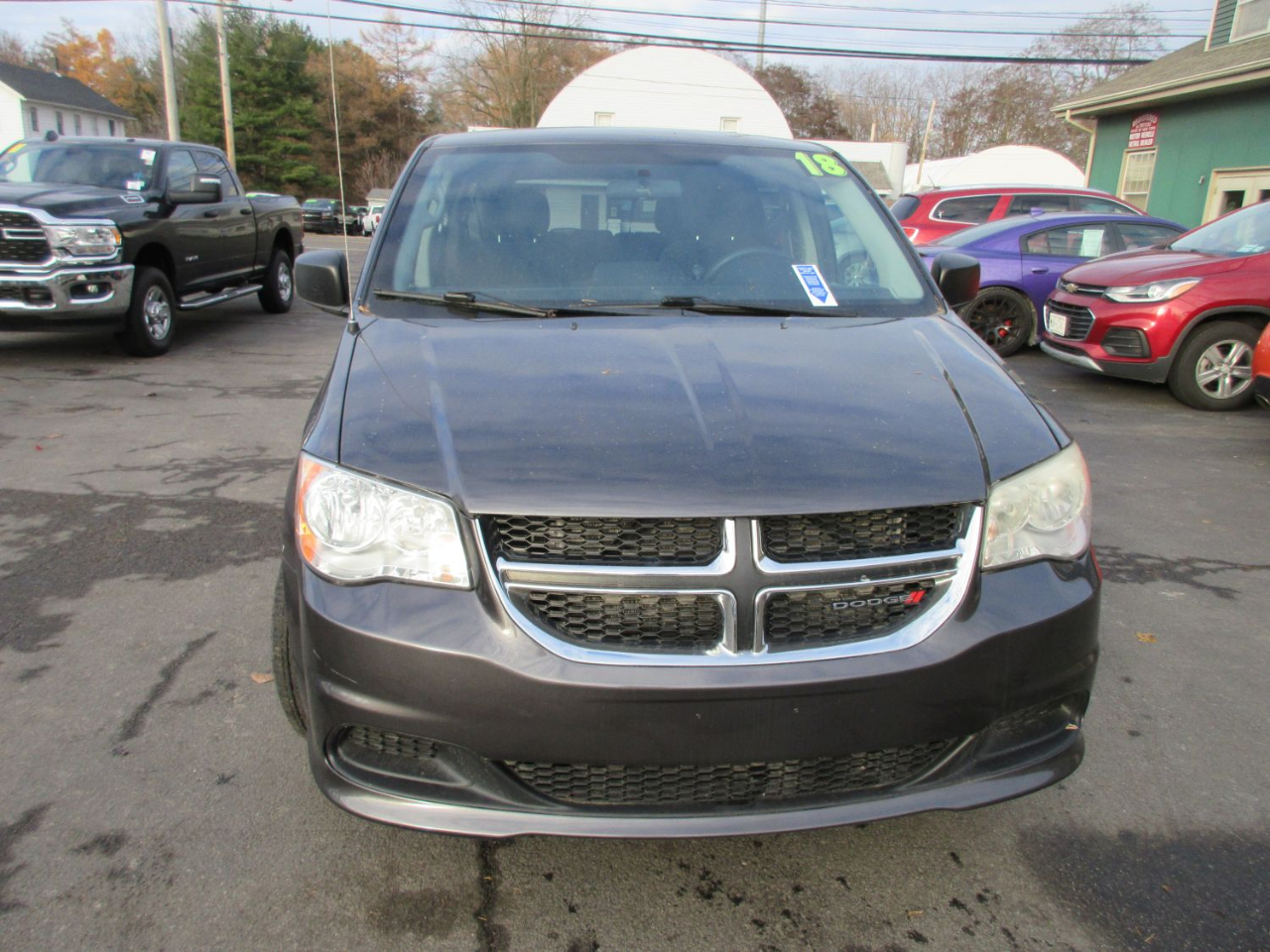 2018 Dodge Grand Caravan SE photo 2