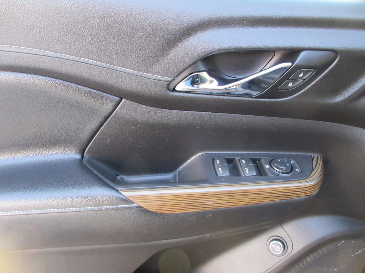 GMC Acadia SLE-1 AWD 2021