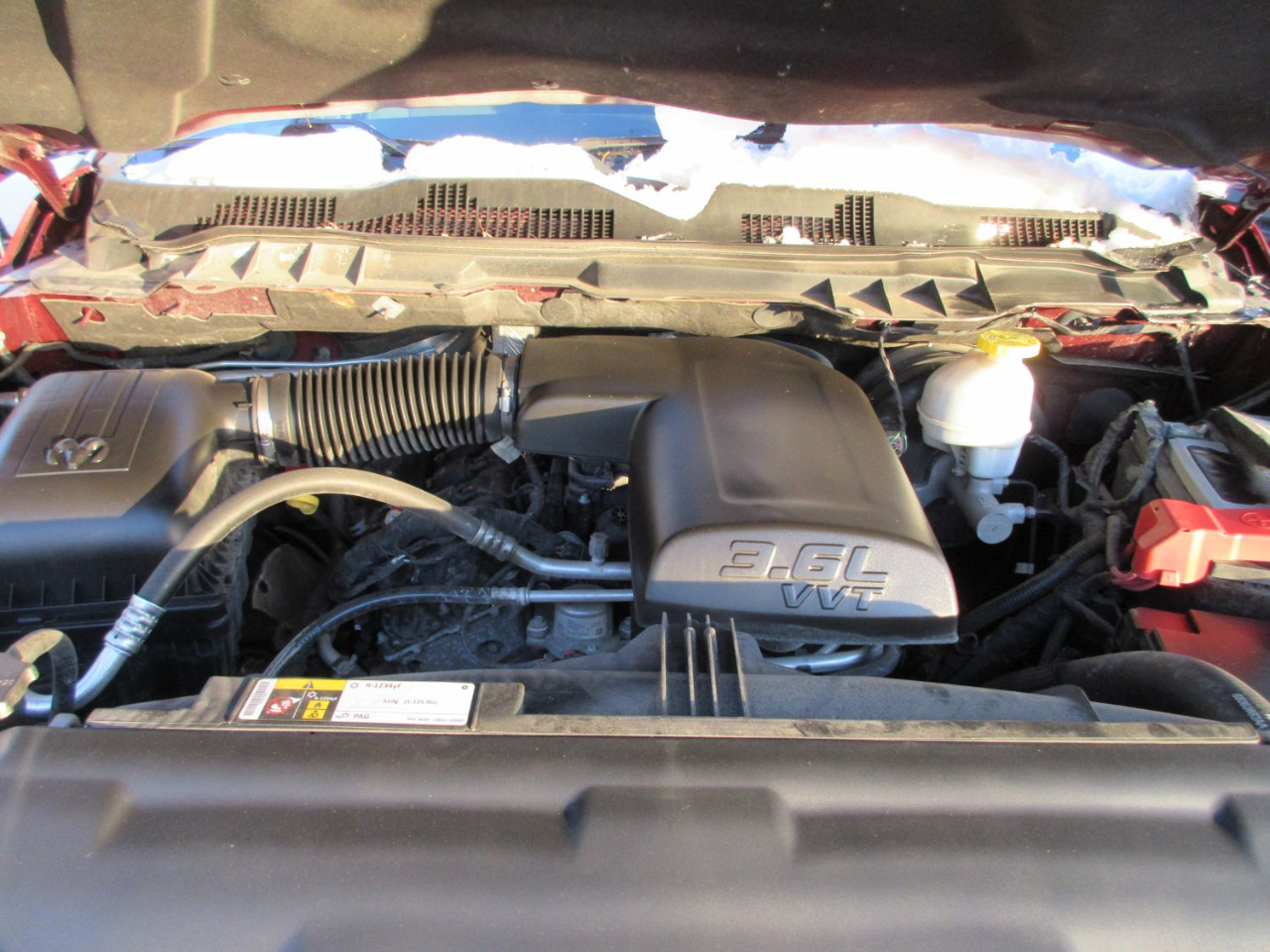 RAM 1500 SLT Quad Cab 4WD 2021